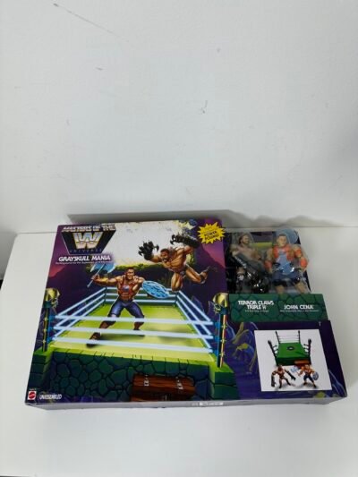 Masters Of The W Universe - Grayskull Mania - Terror Claws Triple H and John Cena - Produto Novo (Na Caixa)
