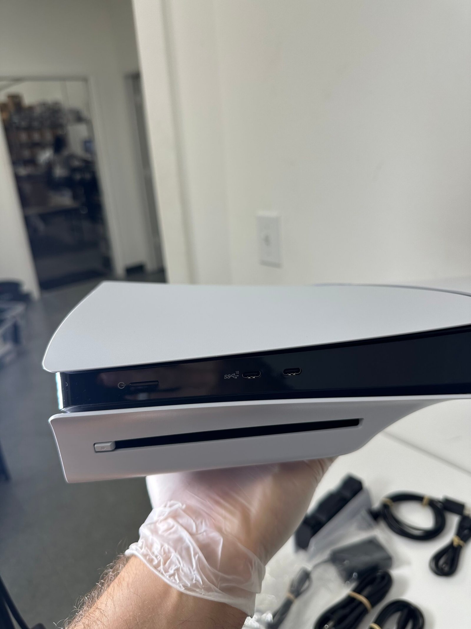 Sony Playstation 5 Disc Edition + 2 controle DualSense + Charging Station - PRODUTO NOVO! (Sem Caixa) - Imagem 3