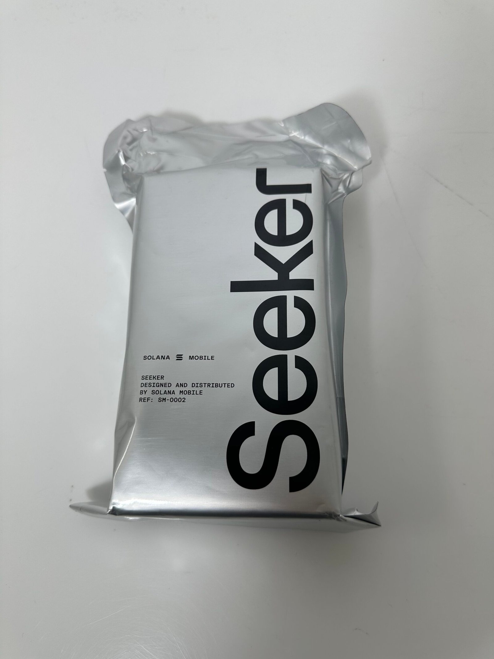 Solana Mobile - Seeker - Celular + Capa de Proteçao - Produto Novo (Lacrado)