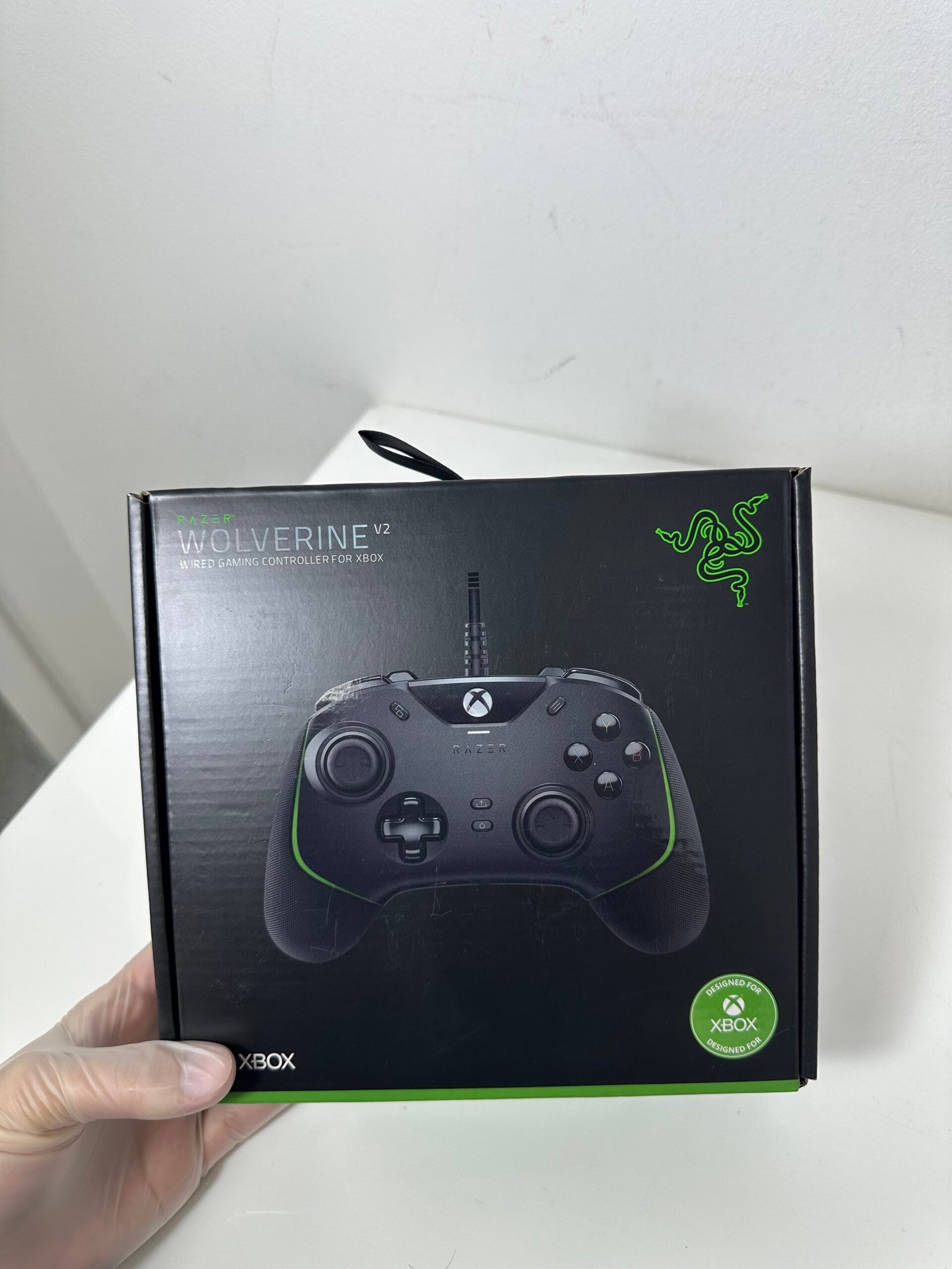 Razer - Wolverine V2 Wired Gaming Controller for XBOX - Produto Novo (Lacrado)
