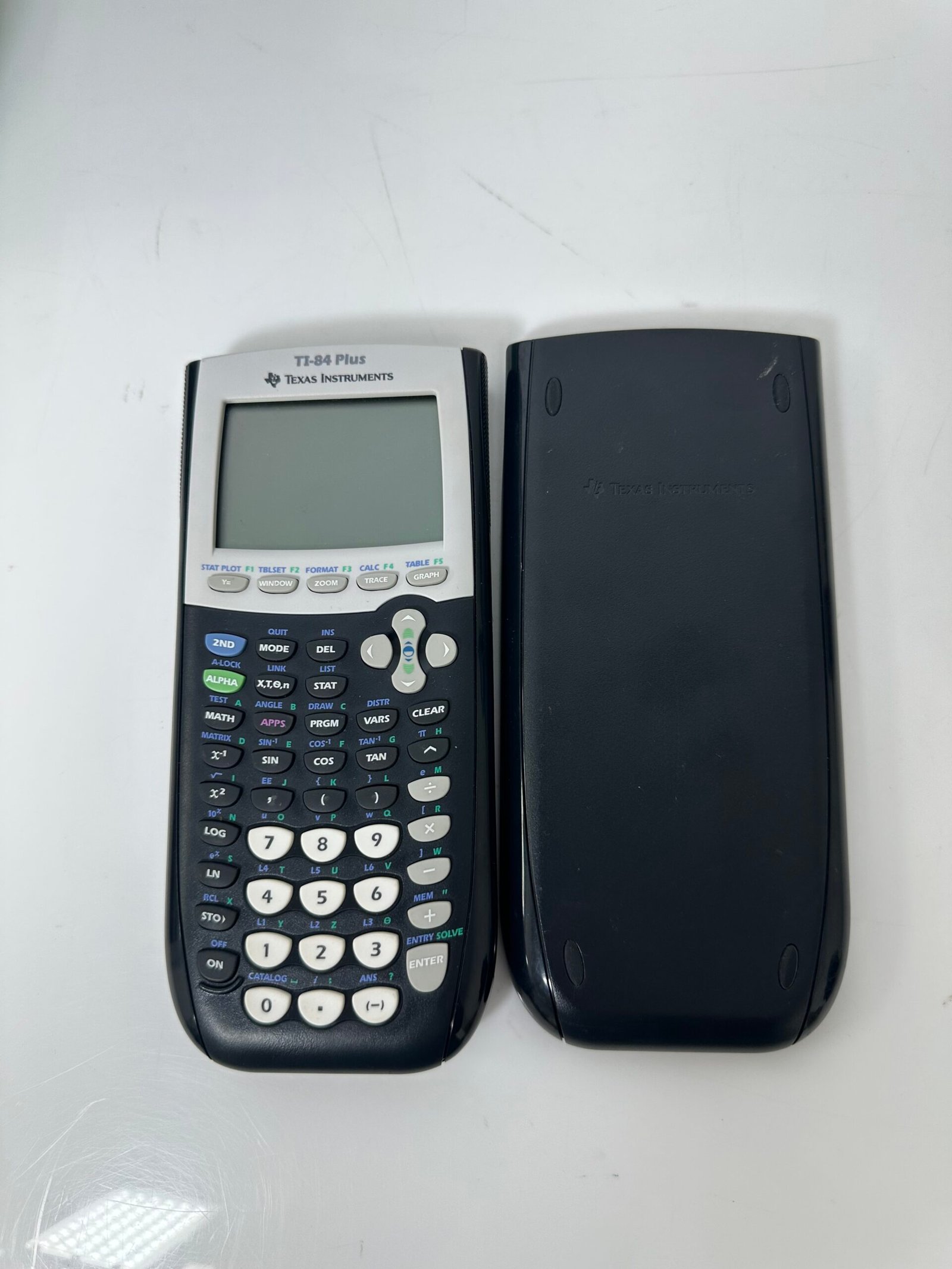 Texas Instruments - TI-84 Plus - Calculadora - Produto Usado