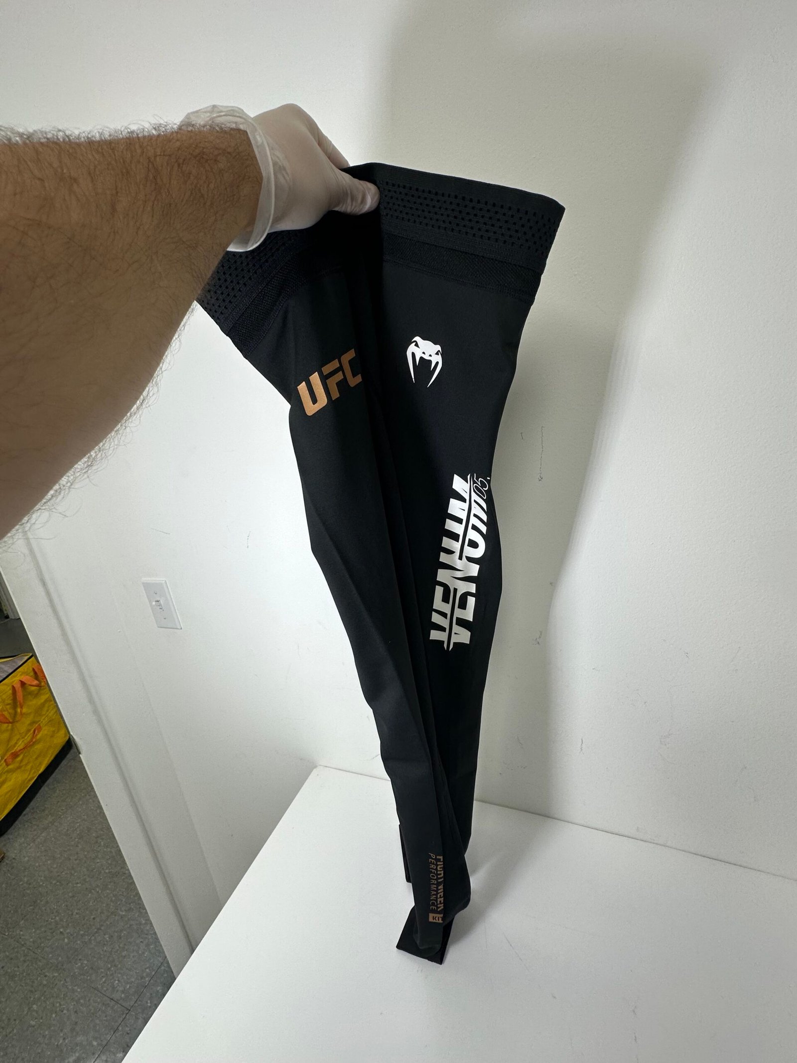 Venum Performance - Calça UFC - Tamanho L - Produto Novo - Imagem 4