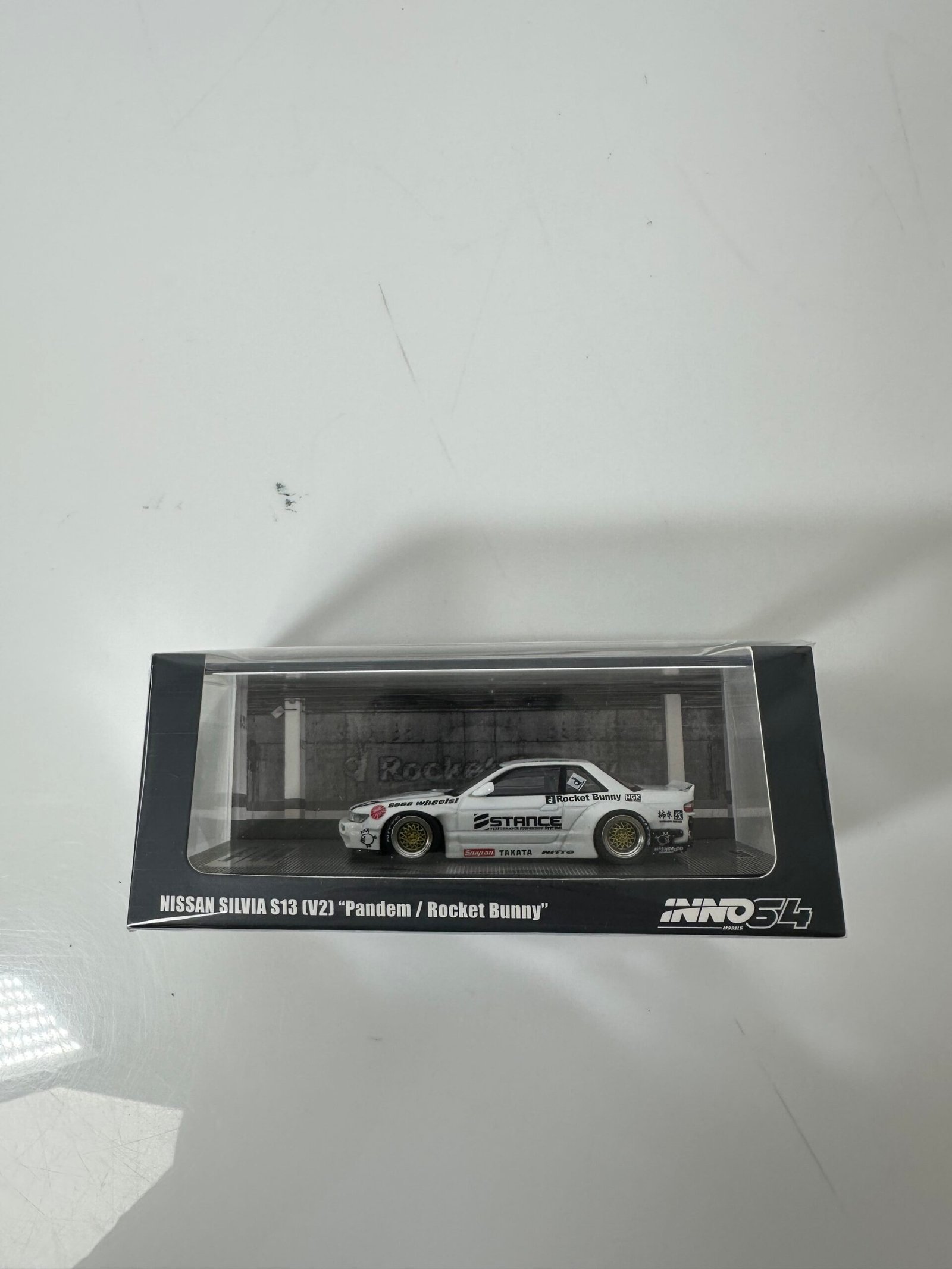 Inno64 - 1:64 Nissan Silvia S13 V2 Pandem Rocket Bunny - Produto Novo (Lacrado)