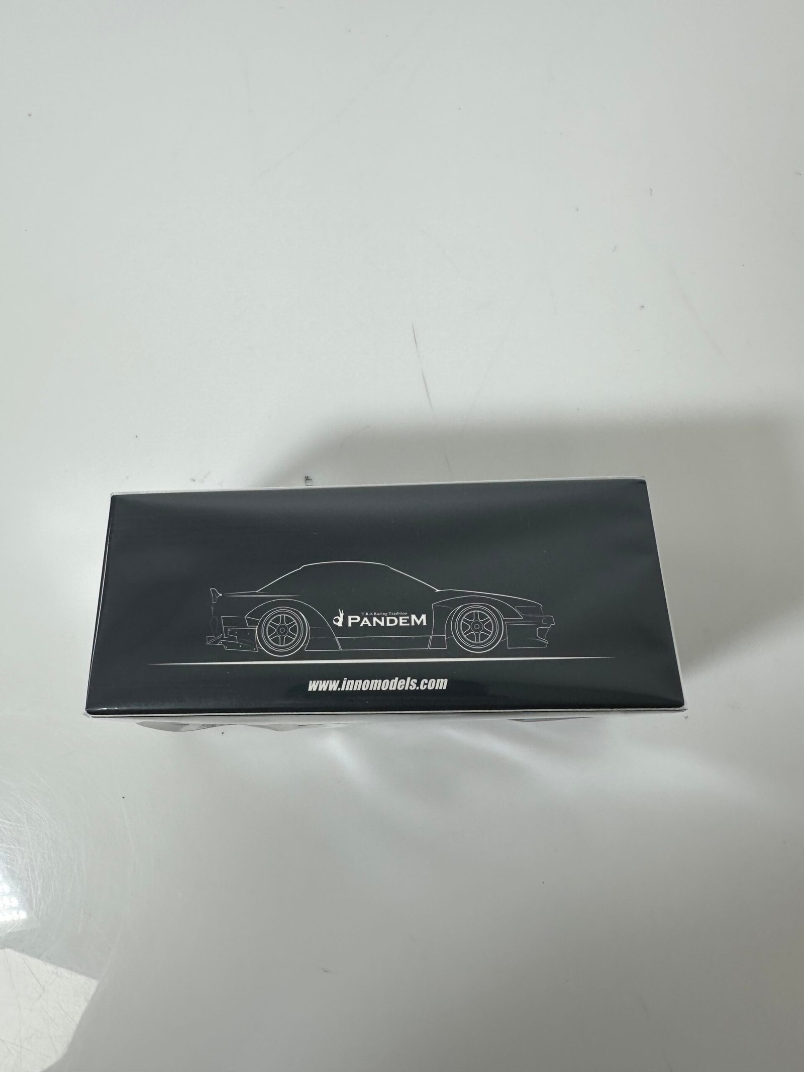 Inno64 - 1:64 Nissan Silvia S13 V2 Pandem Rocket Bunny - Produto Novo (Lacrado) - Imagem 2