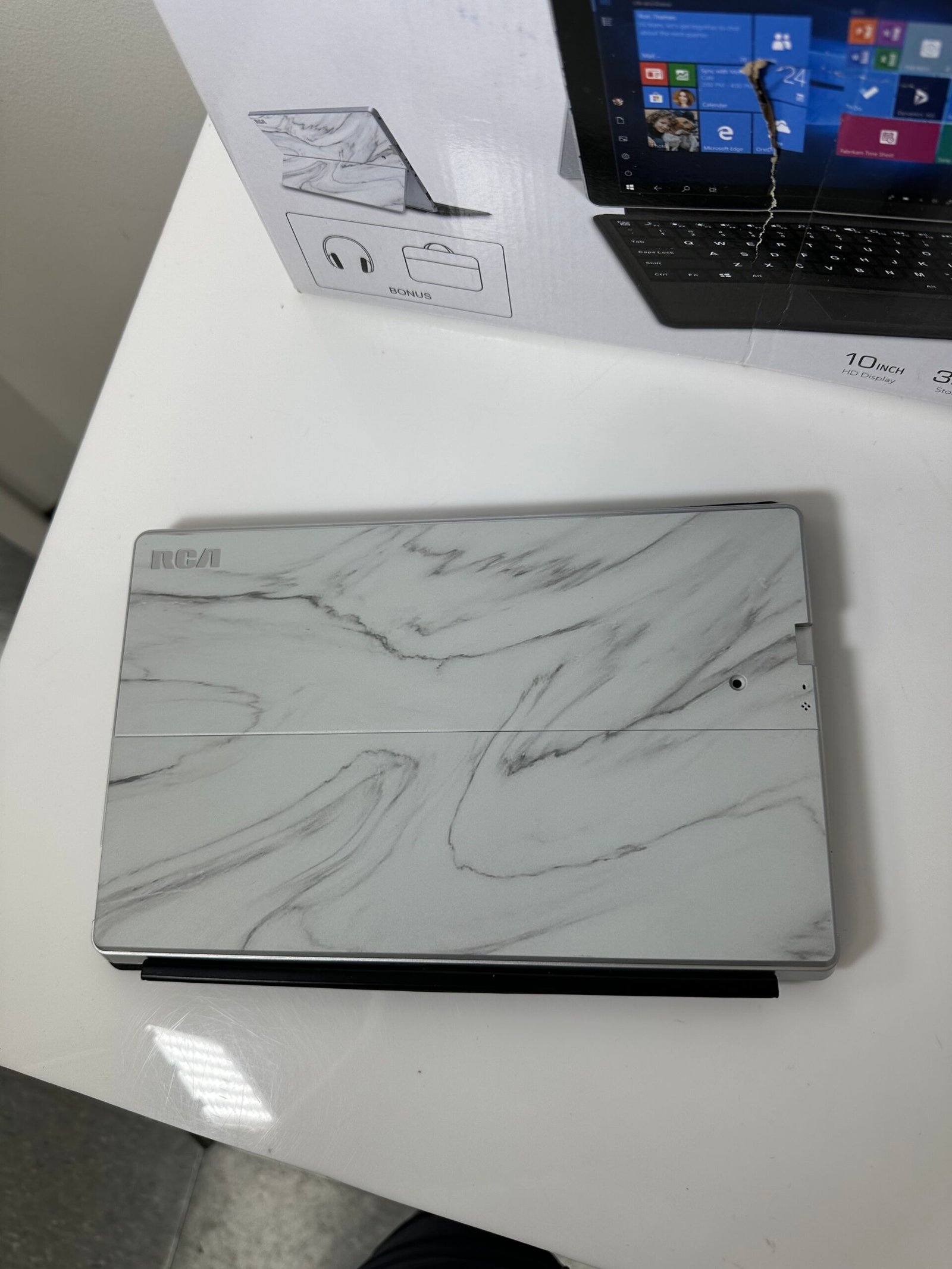 RCA Premier Cambio 2-in-1 NotebookTablet - Produto Novo (Na Caixa) - Imagem 4