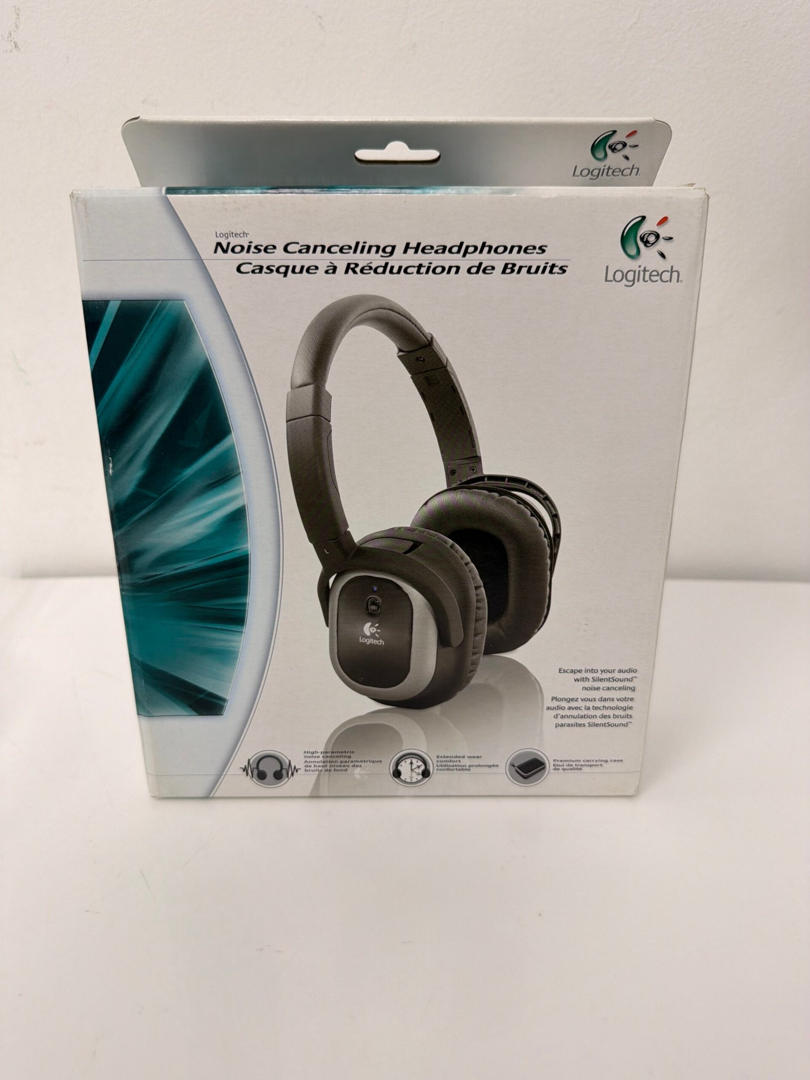 Logitech Noise-cancelling Headphones Grey/Black -980409 Produto (Novo)