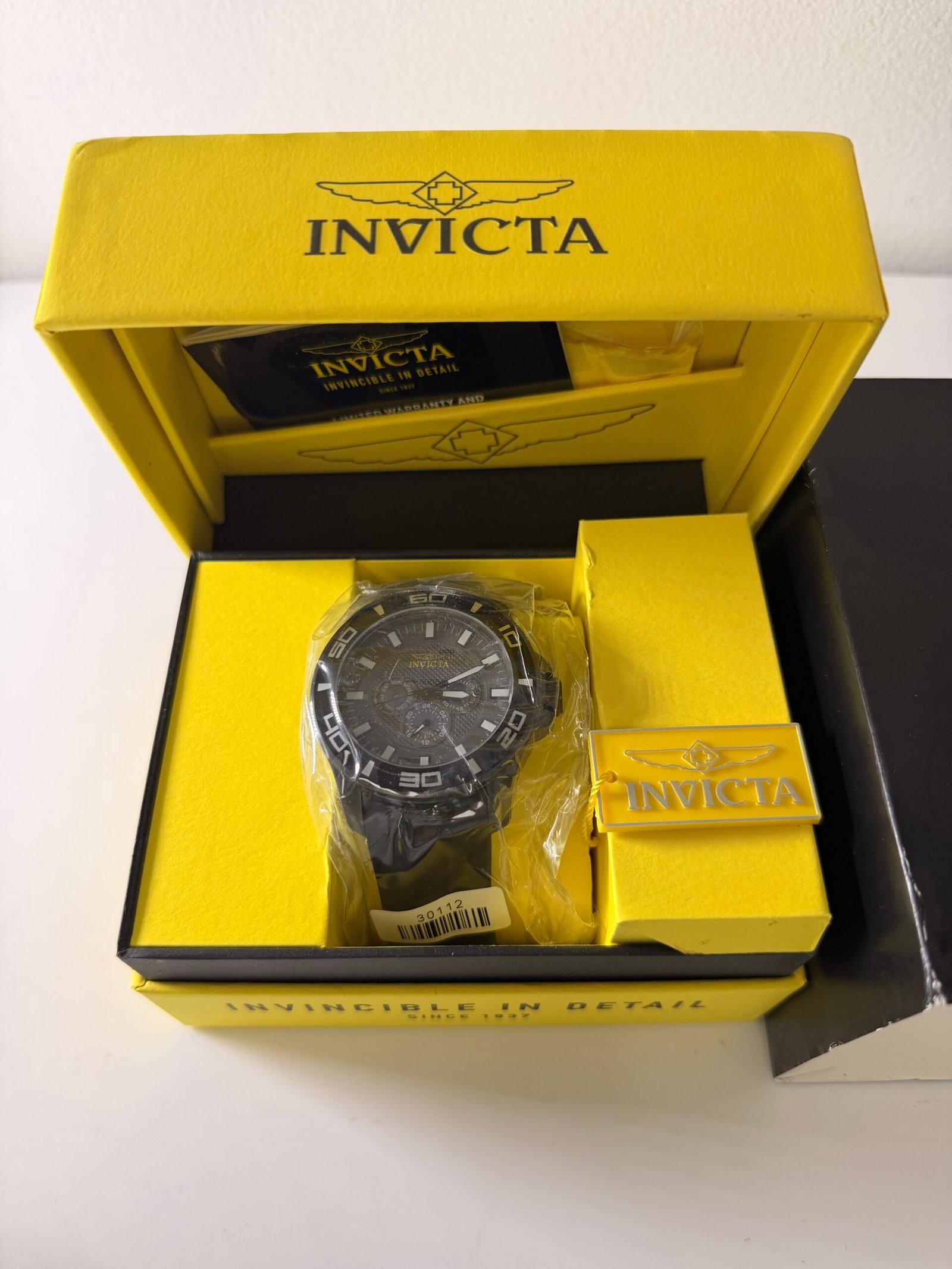 Invicta Pro Diver Men Model 30112 Men's Watch - Imagem 3