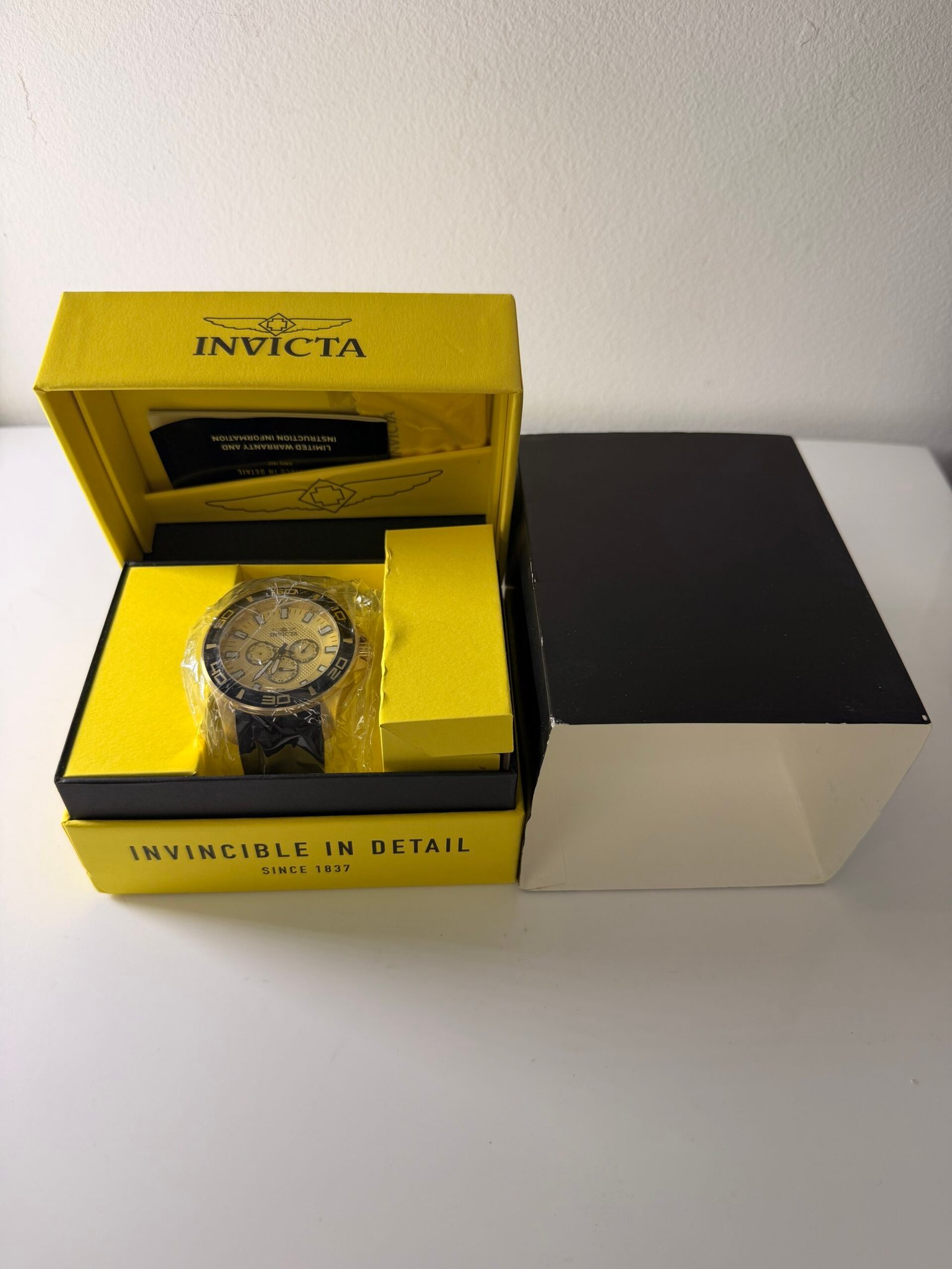 Invicta Pro Diver Impact Men's Watch - 50mm. Black (35742) - Imagem 3