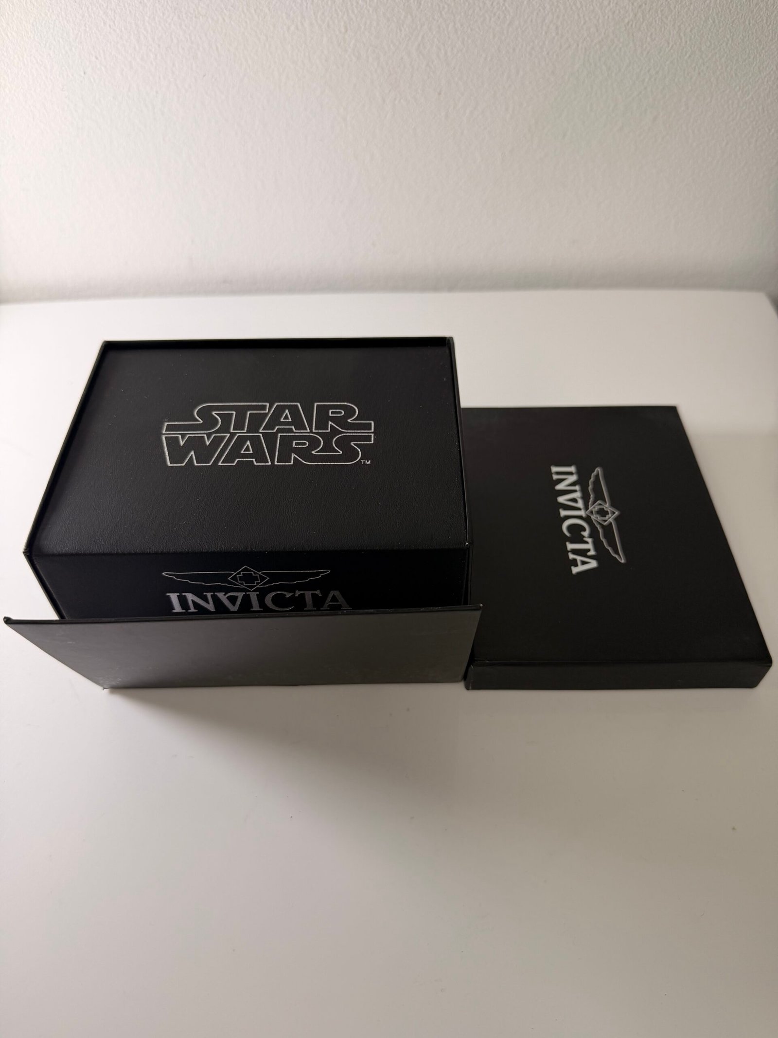 Invicta Star Wars Mandalorian Men Model 37370 Men's Watch - Imagem 2