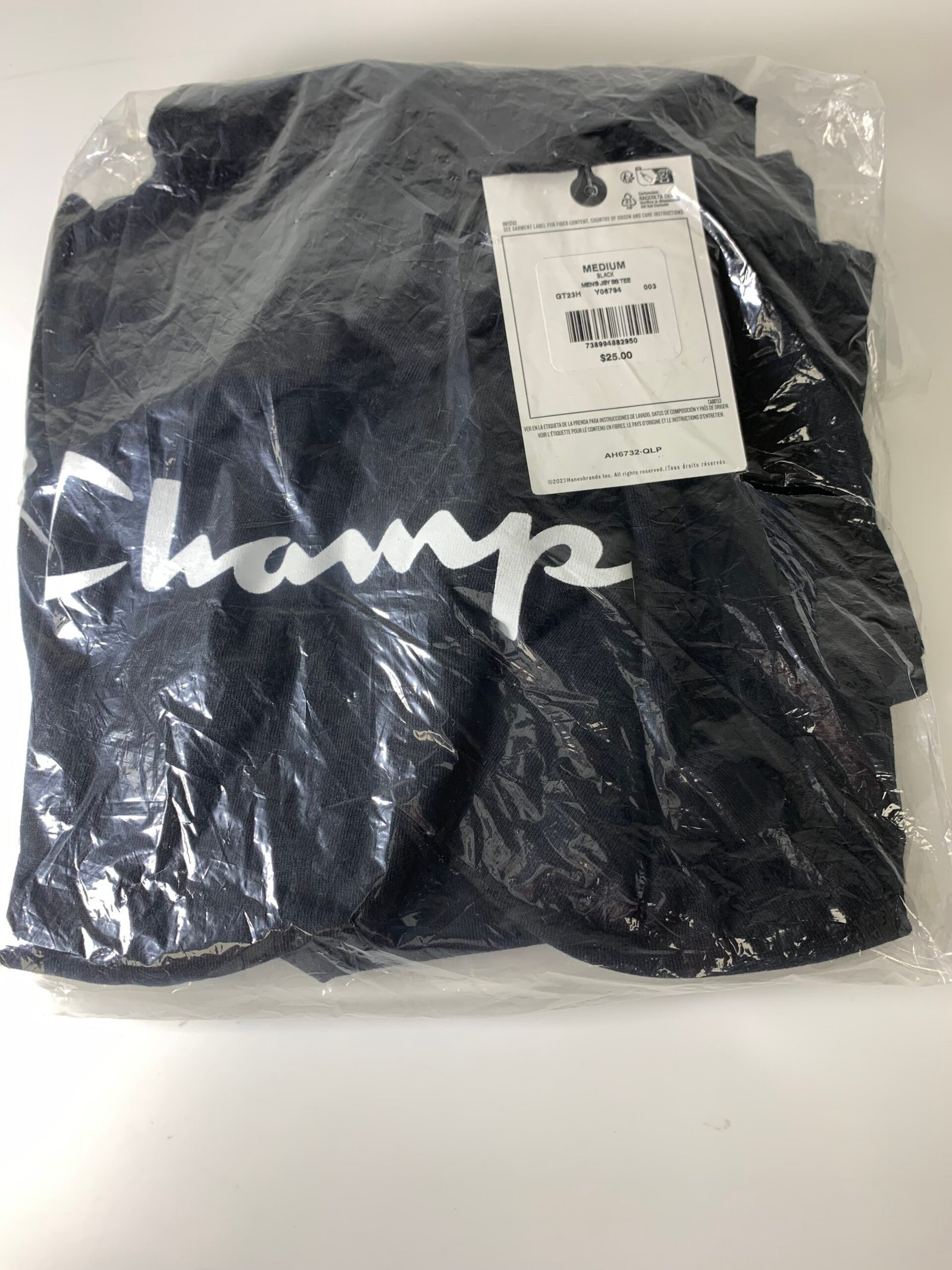 Camiseta Champion de Algodão com Estampa Gráfica Size: M- Produto Novo