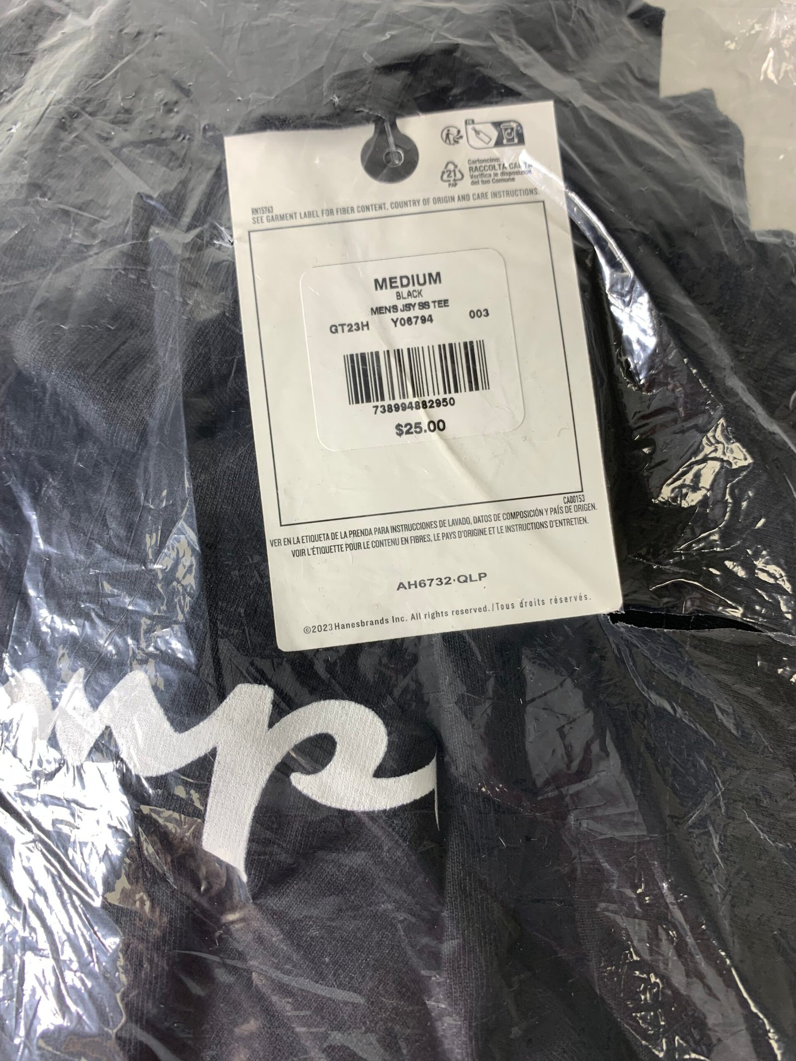 Camiseta Champion de Algodão com Estampa Gráfica Size: M- Produto Novo - Imagem 2