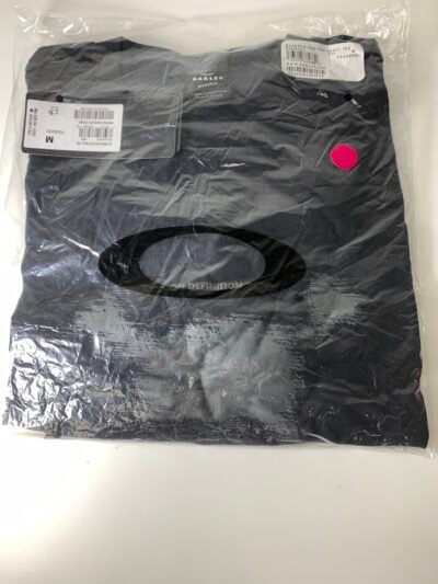 Camiseta Oakley Men's Preto and Burgundy T-shirt Size: M- Produto Novo