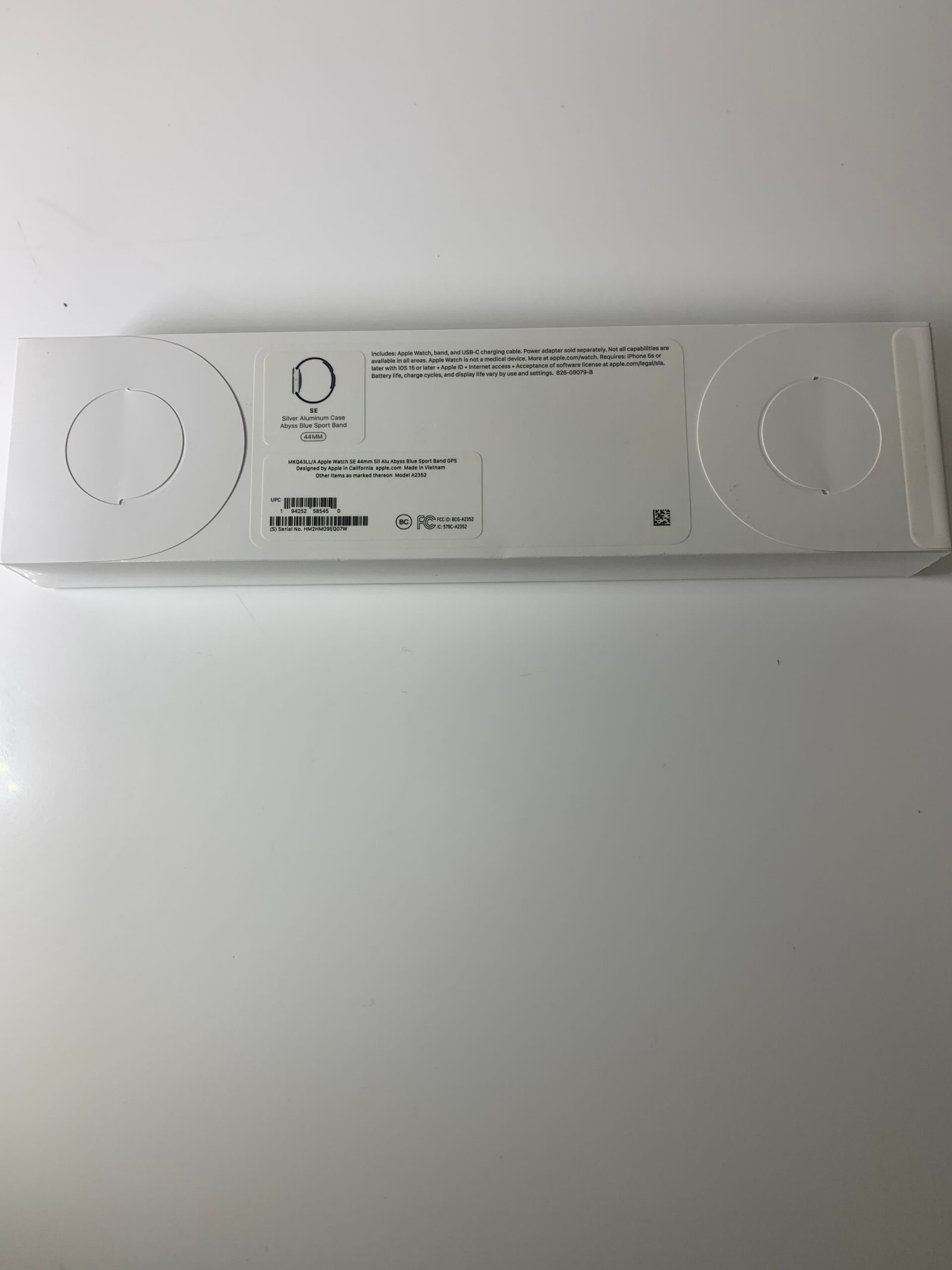 Apple Watch SE GPS, 44mm Space Gray Aluminum Case w Blue Sport Band Model A2352 (Produto Novo)(Lacrado) - Imagem 7