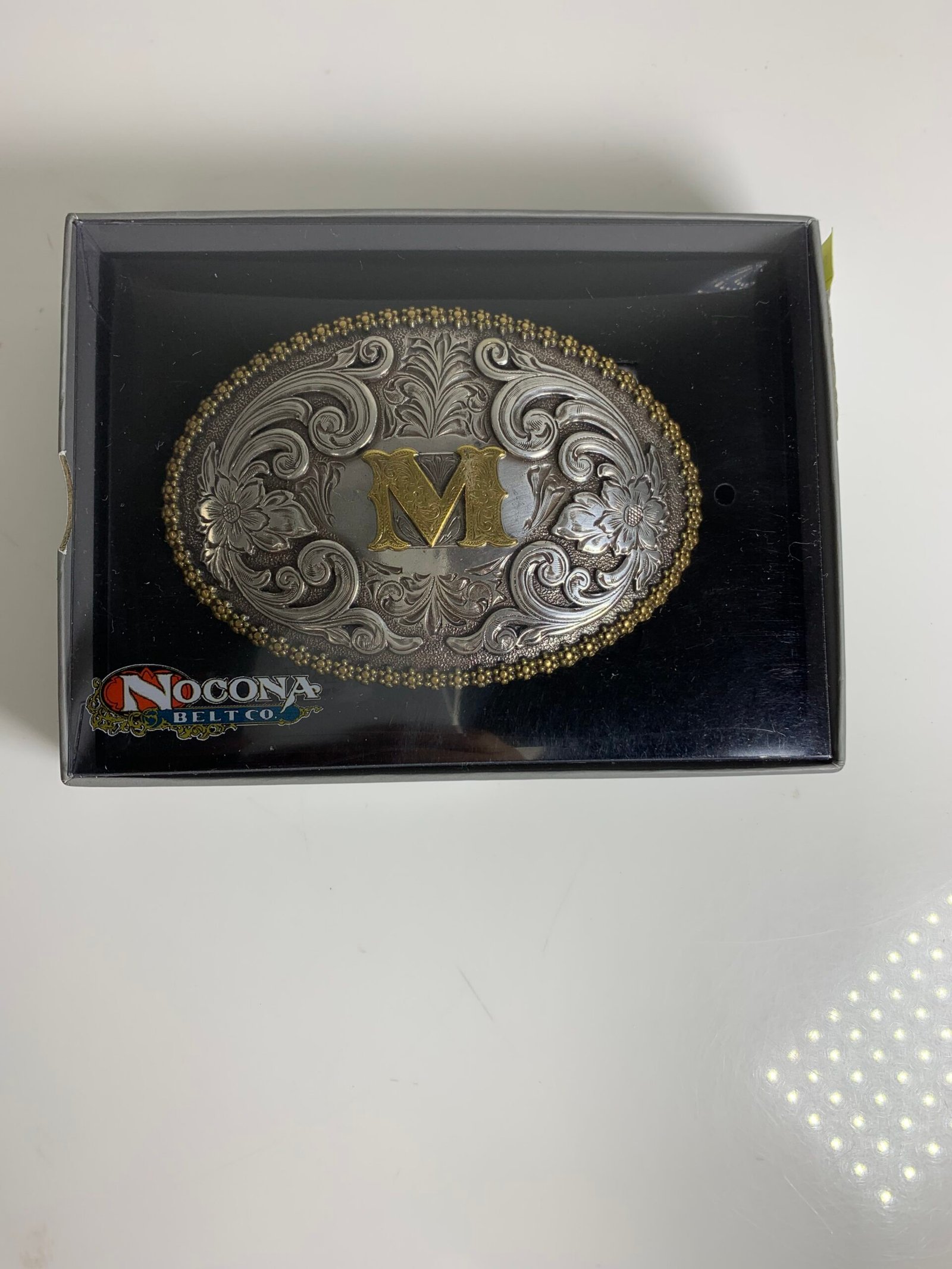 NOCONA OVAL INITIAL BUCKLE M - ACC BUCKLE - 37072-M-(Novo)