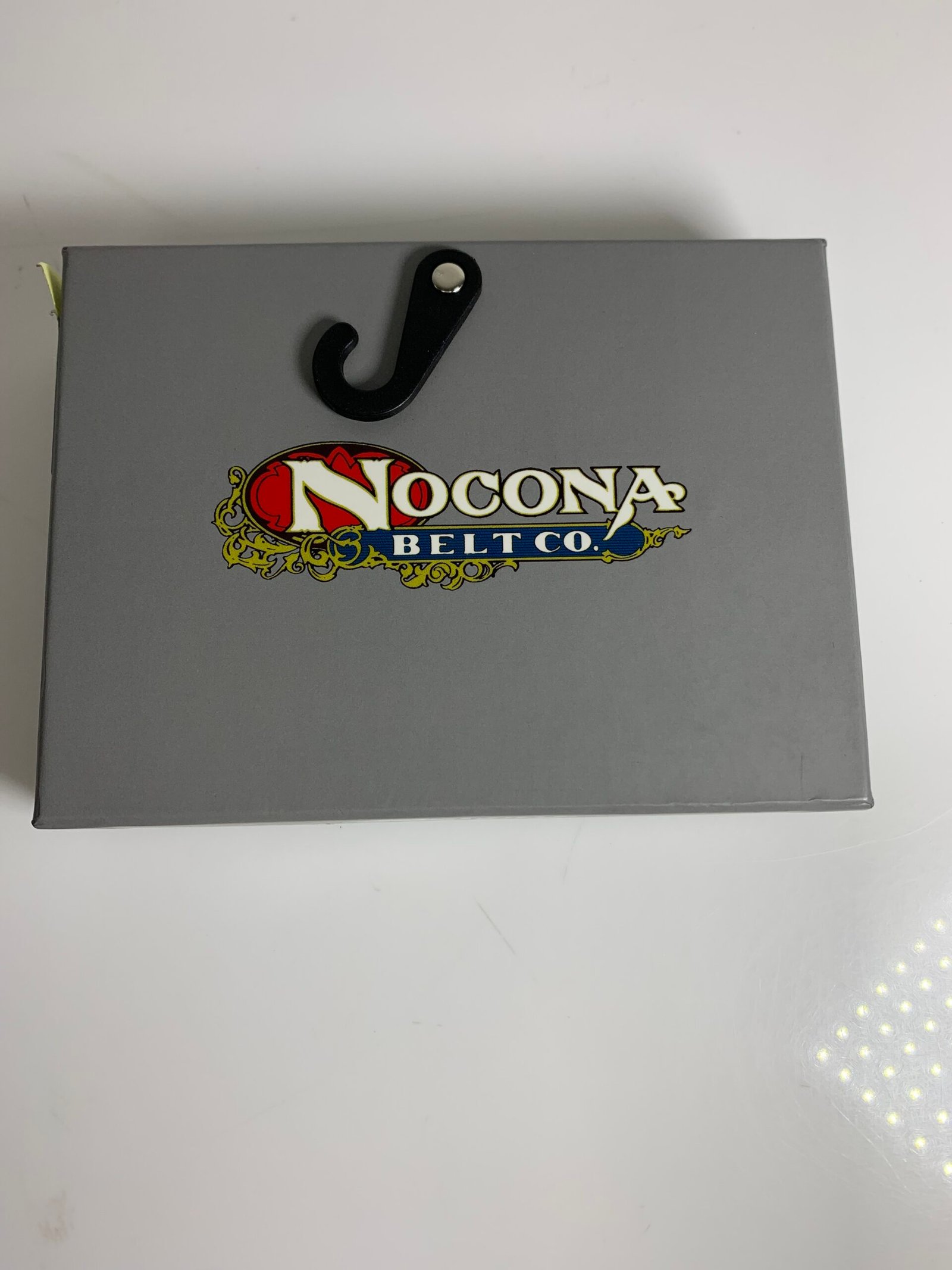 NOCONA OVAL INITIAL BUCKLE M - ACC BUCKLE - 37072-M-(Novo) - Imagem 3