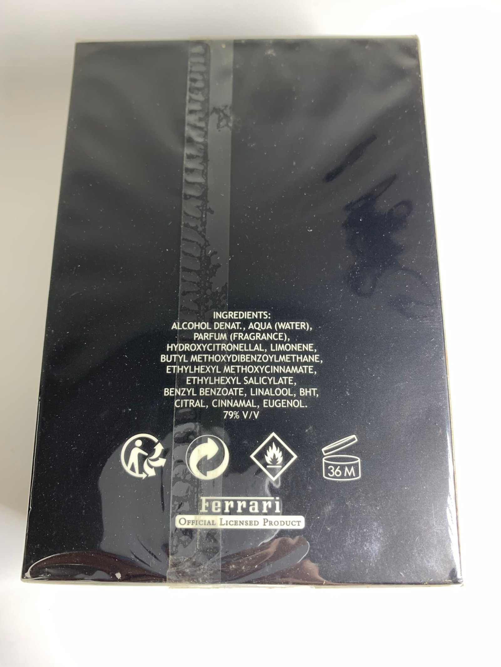 Ferrari Scuderia Black by Ferrari for Men EDT Cologne 4.2 oz 125 ml - Produto Novo (Lacrado) - Imagem 2