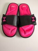 Under Armour Girls'  Slides Sandal Flip Flop sixe 4Y