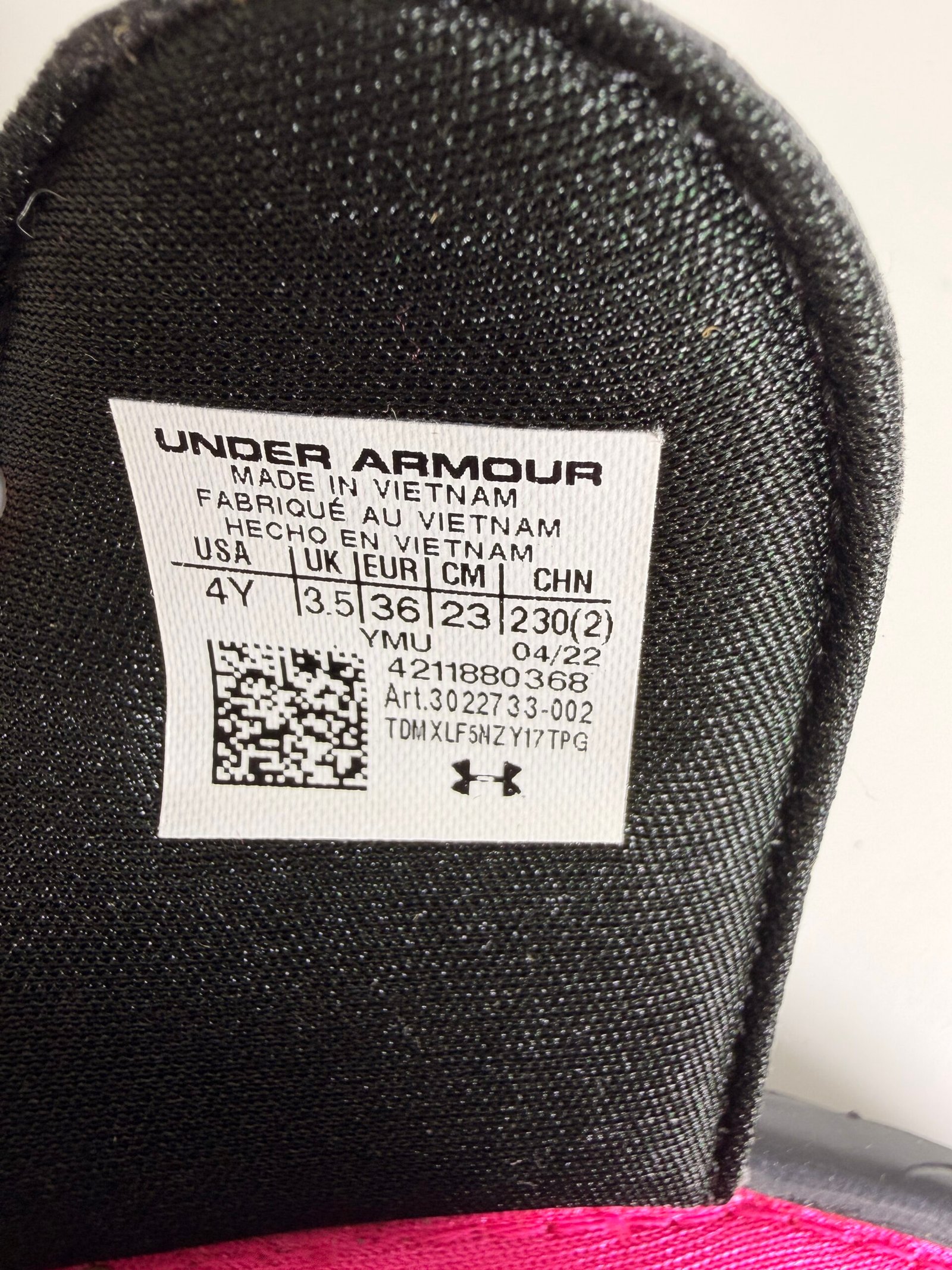 Under Armour Girls' Slides Sandal Flip Flop sixe 4Y - Imagem 3