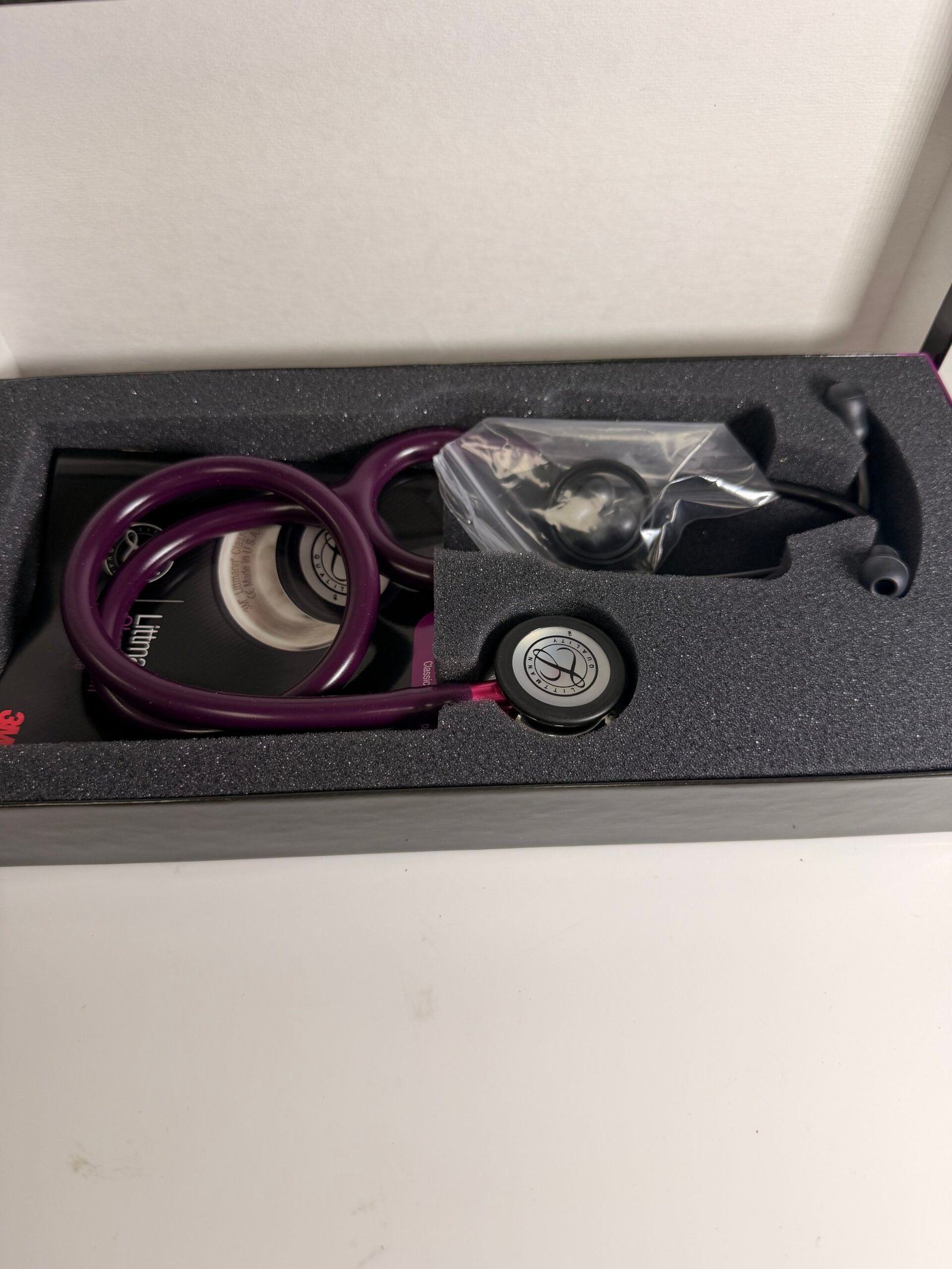 3M™ Littmann® Classic III™ Stethoscope – 5960 - Imagem 4