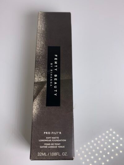 Fenty Beauty by Rihanna Pro Filt'r Soft Matte Longwear Foundation 1.08 oz New