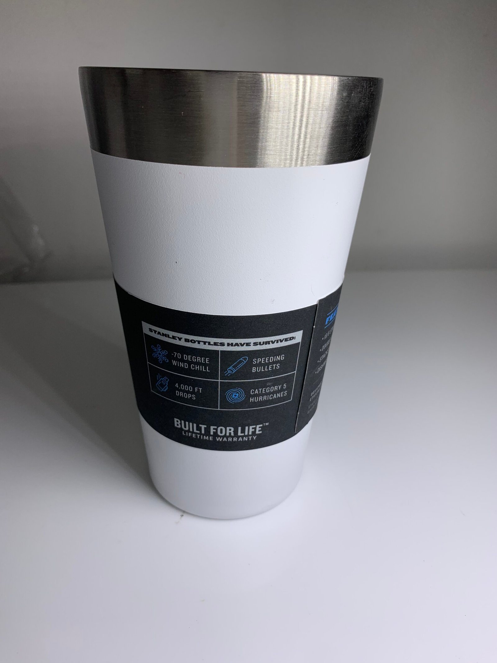 Stanley Adventure Series 16 oz The Stacking Beer Pint *white* - Imagem 3