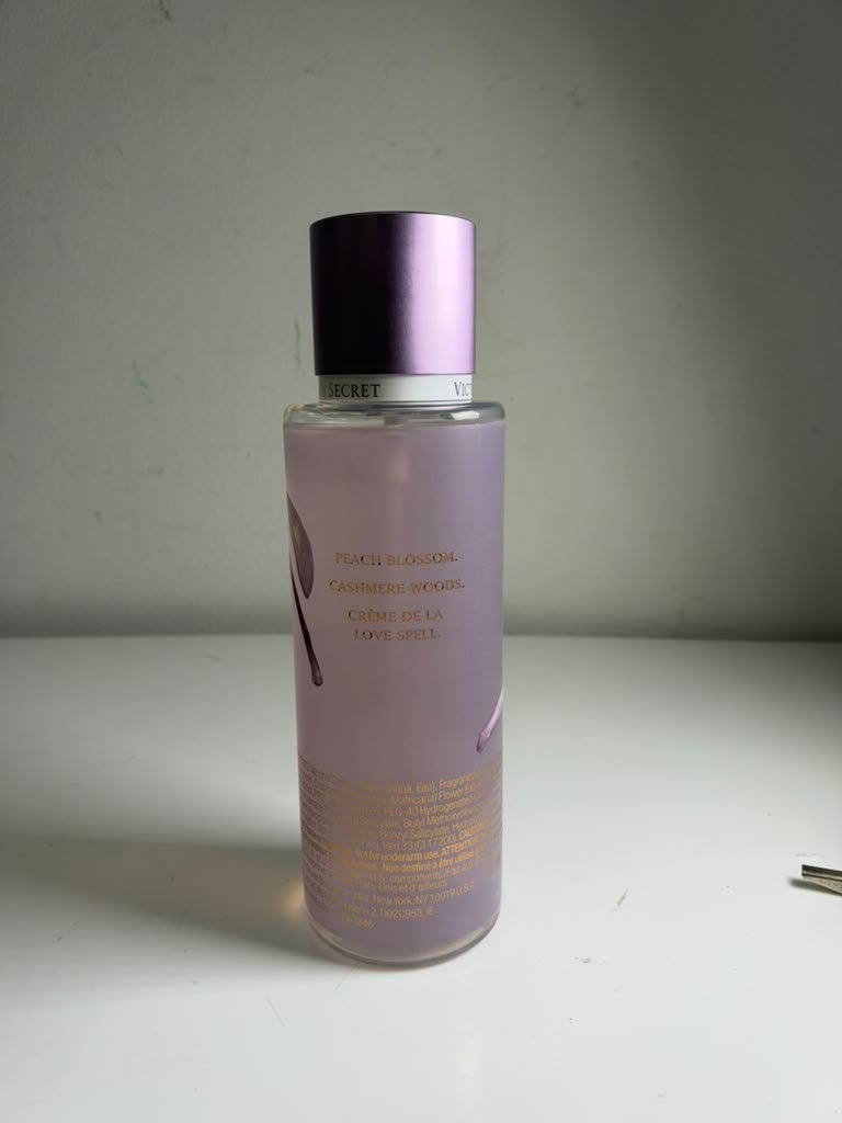 Victoria`s Secret -Body Spash - Love Spell La Creme 250ml - Produto Novo - Imagem 2